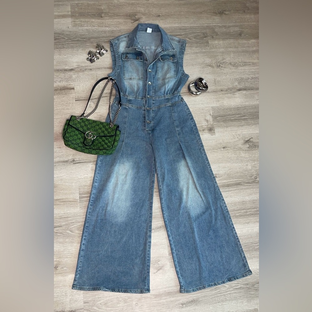 Sleeveless Denim Button Down Collared Jumpsuits